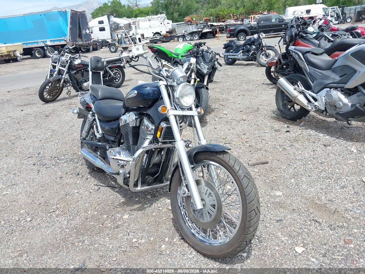 JS1VX51L522****** · 2002 SUZUKI VS1400 GLP