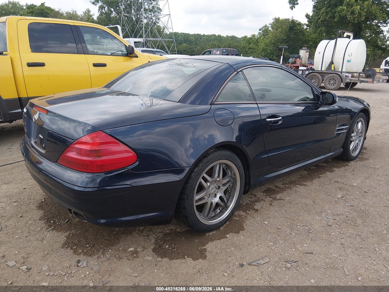 2003 MERCEDES-BENZ SL 500   · 4/11