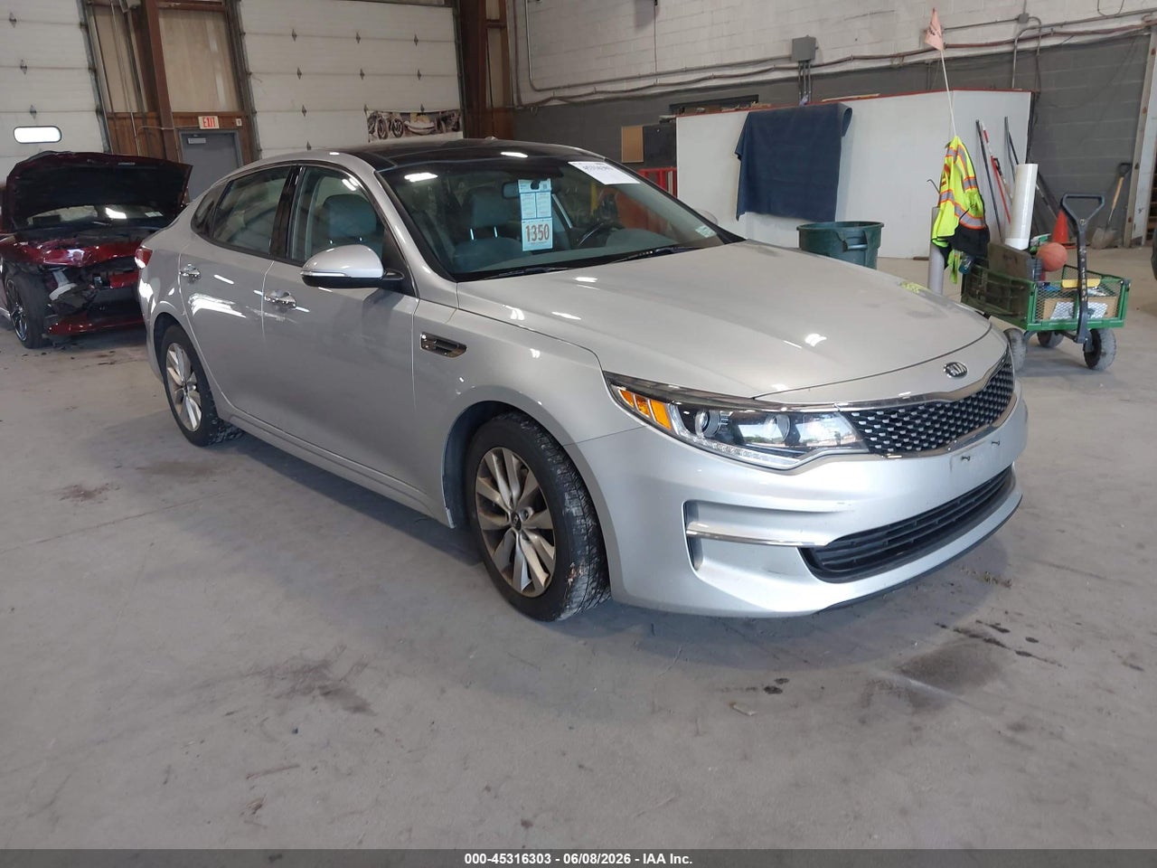 5XXGU4L33GG****** · 2016 KIA OPTIMA EX
