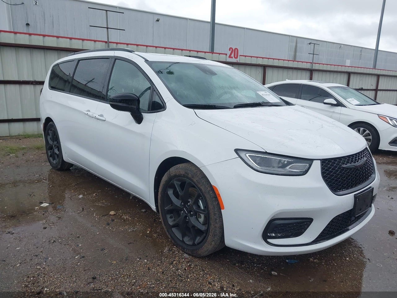 2C4RC1GGXSR****** · 2025 CHRYSLER PACIFICA LIMITED