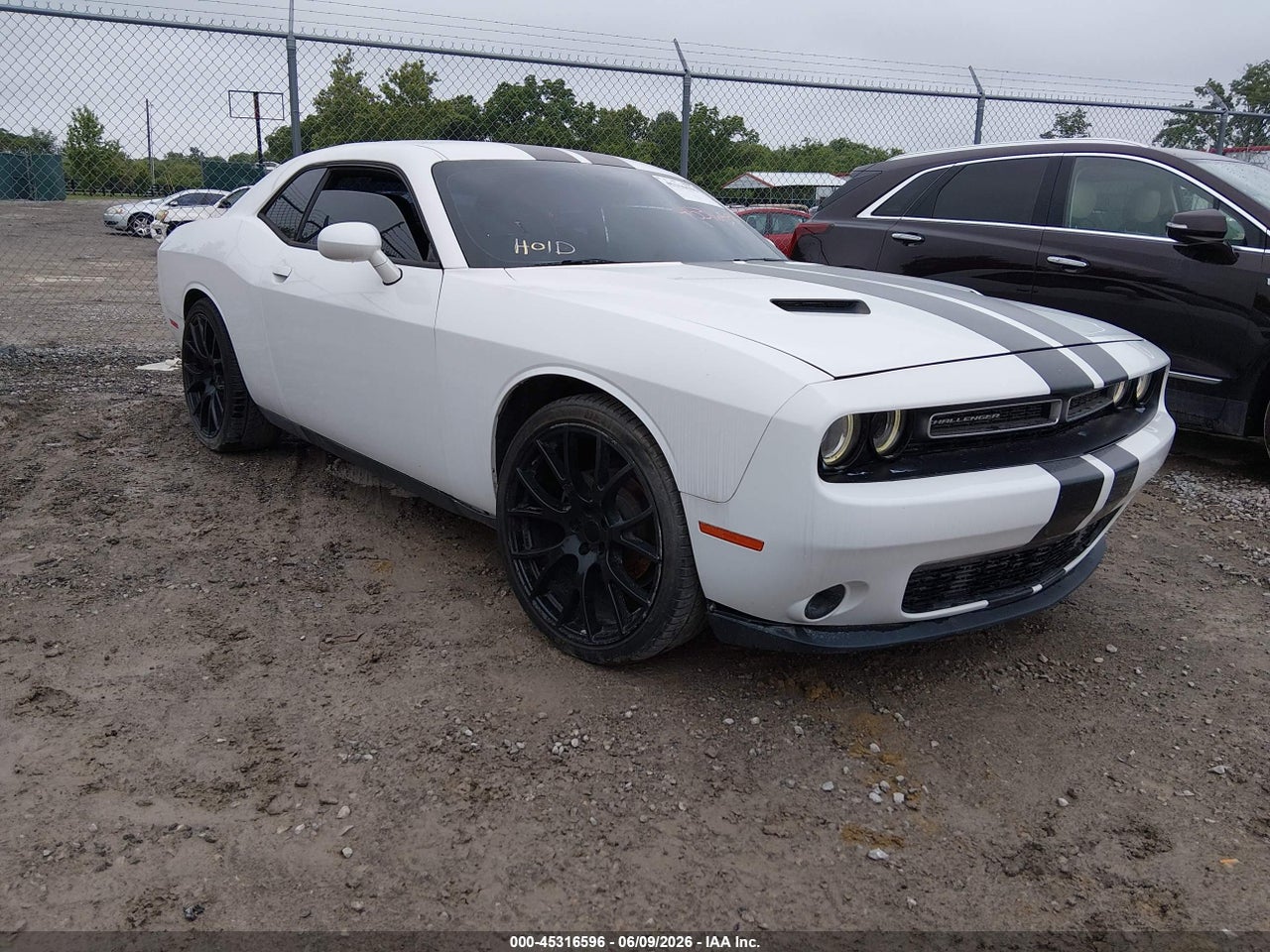 2C3CDZAG6GH****** · 2016 DODGE CHALLENGER SXT