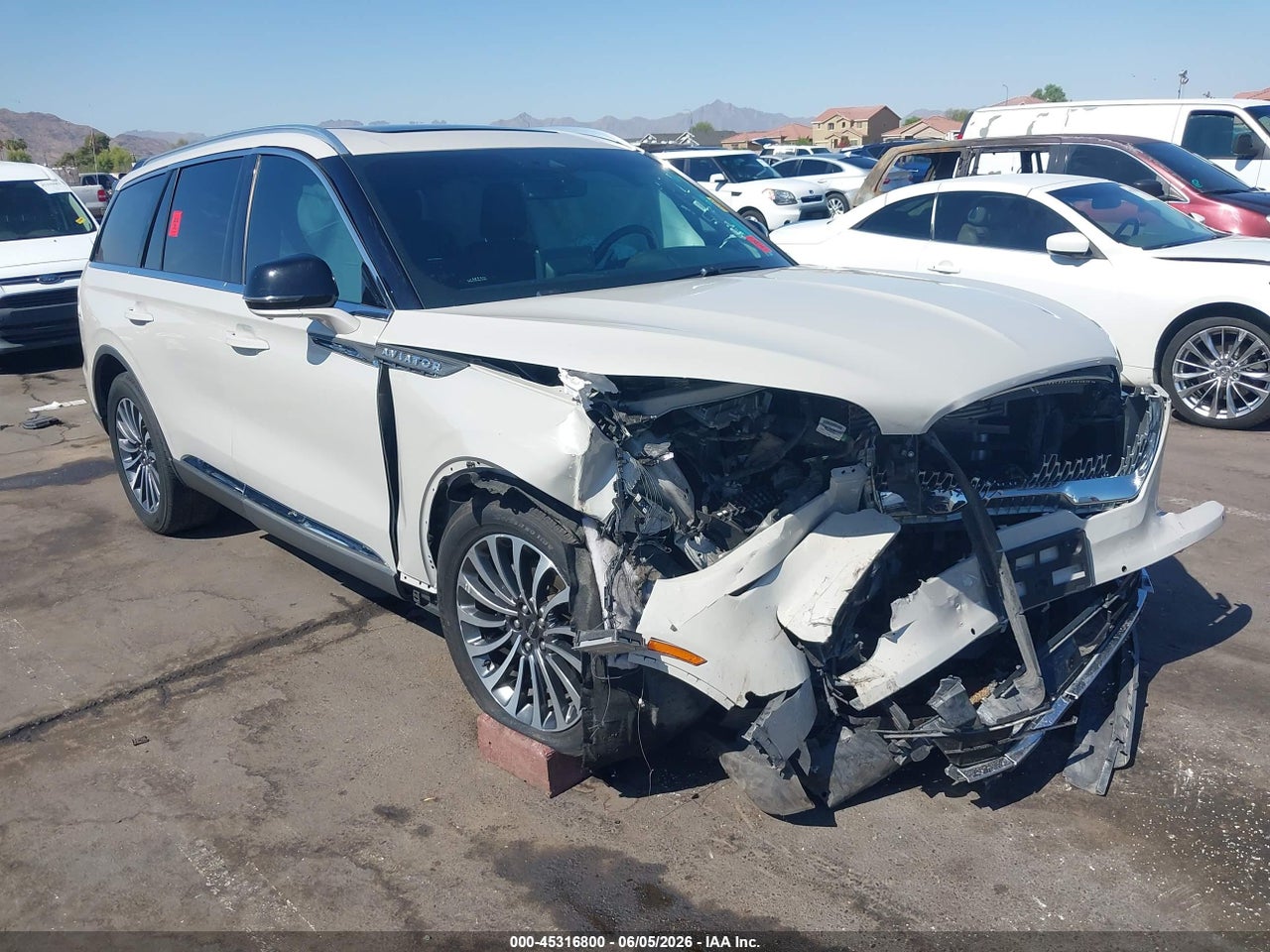 5LM5J7WC9NG****** · 2022 LINCOLN AVIATOR RESERVE