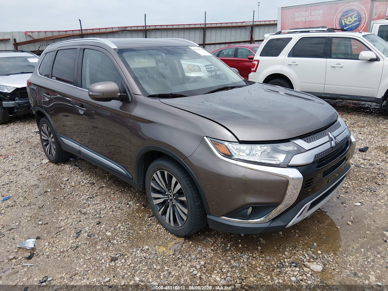 JA4AD3A33KZ****** · 2019 MITSUBISHI OUTLANDER SEL