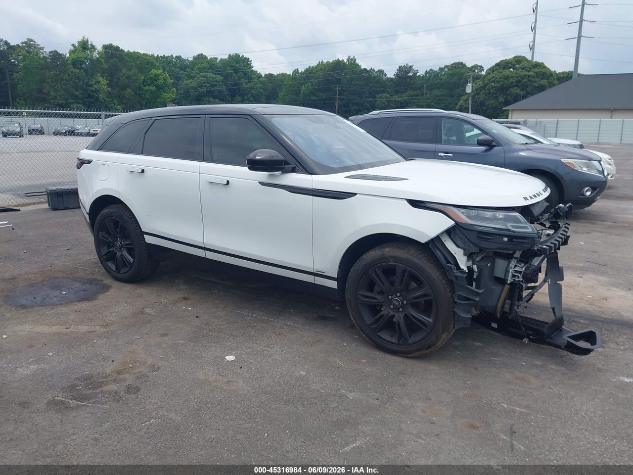SALYL2EX8KA****** · 2019 LAND ROVER RANGE ROVER VELAR P250 R-DYNAMIC SE