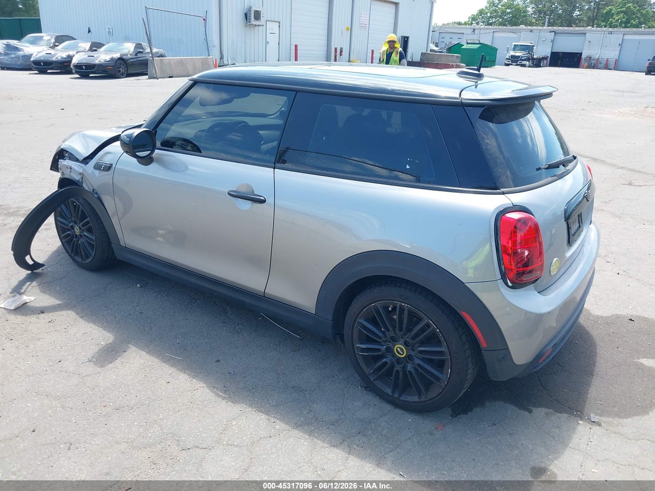 2024 MINI SE HARDTOP COOPER · 3/11