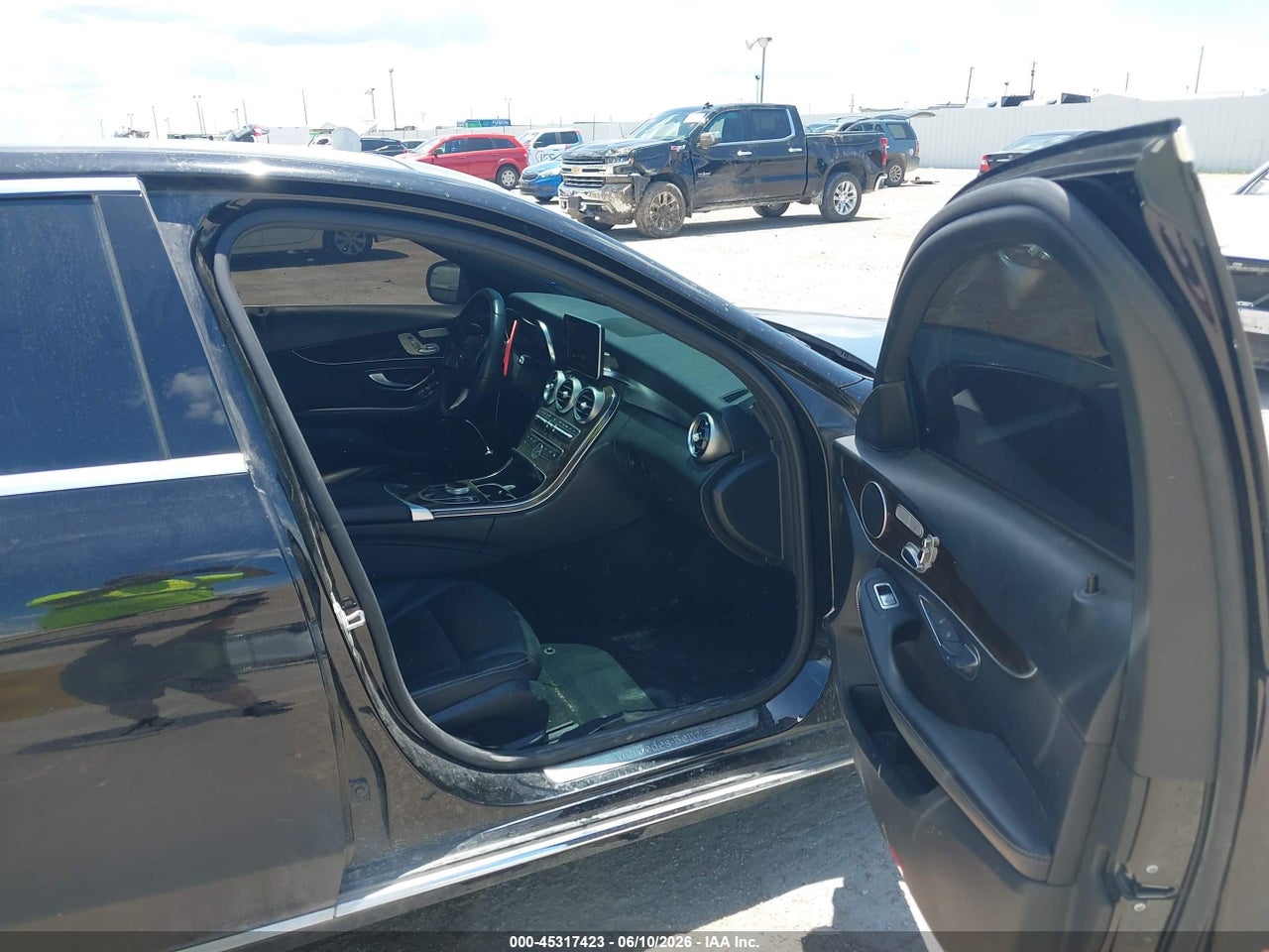 2018 MERCEDES-BENZ C 300   · 5/11