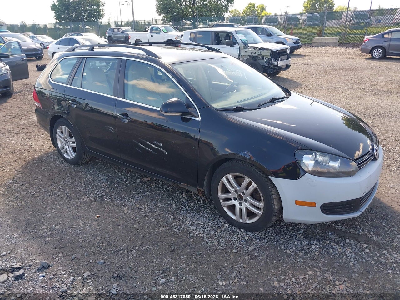 3VWPL7AJ3BM****** · 2011 VOLKSWAGEN JETTA SPORTWAGEN 2.0L TDI