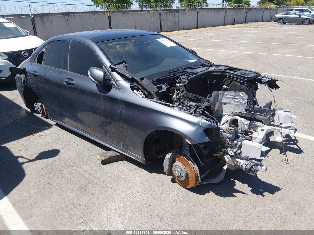 55SWF6GB2FU****** · 2015 MERCEDES-BENZ C 400 4MATIC