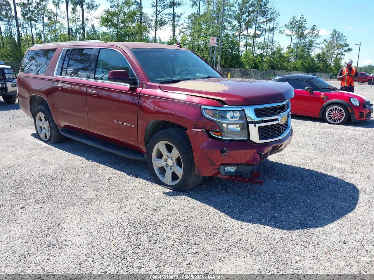 1GNSCHKC9GR****** · 2016 CHEVROLET SUBURBAN LT