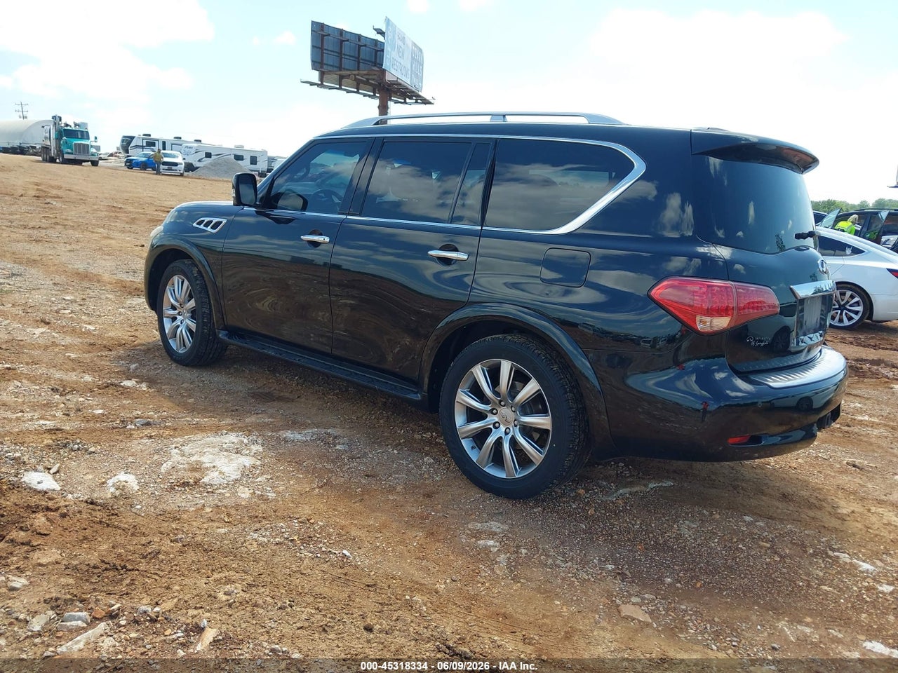 2012 INFINITI QX56   · 3/11