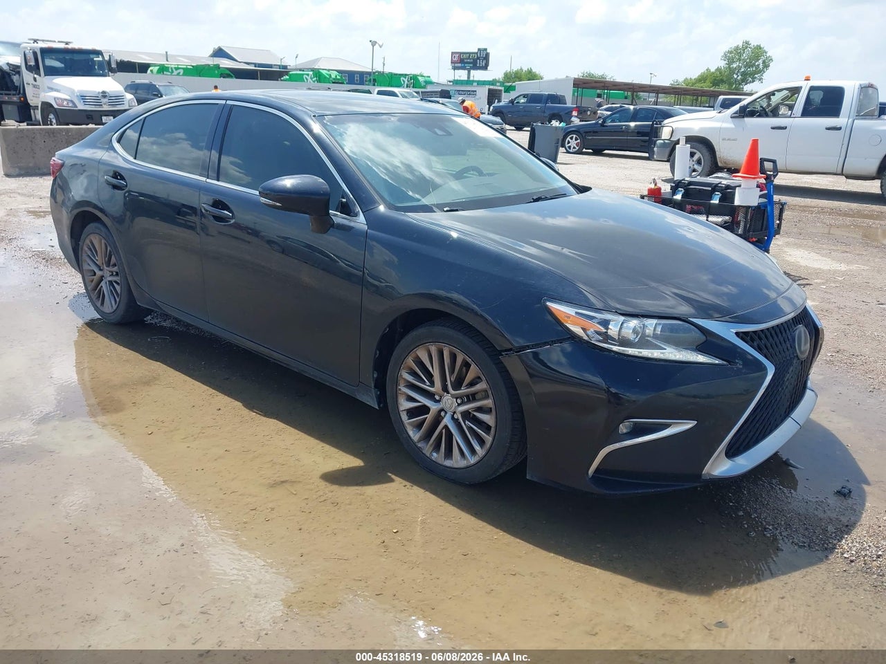 JTHBK1GG4G2****** · 2016 LEXUS ES 350