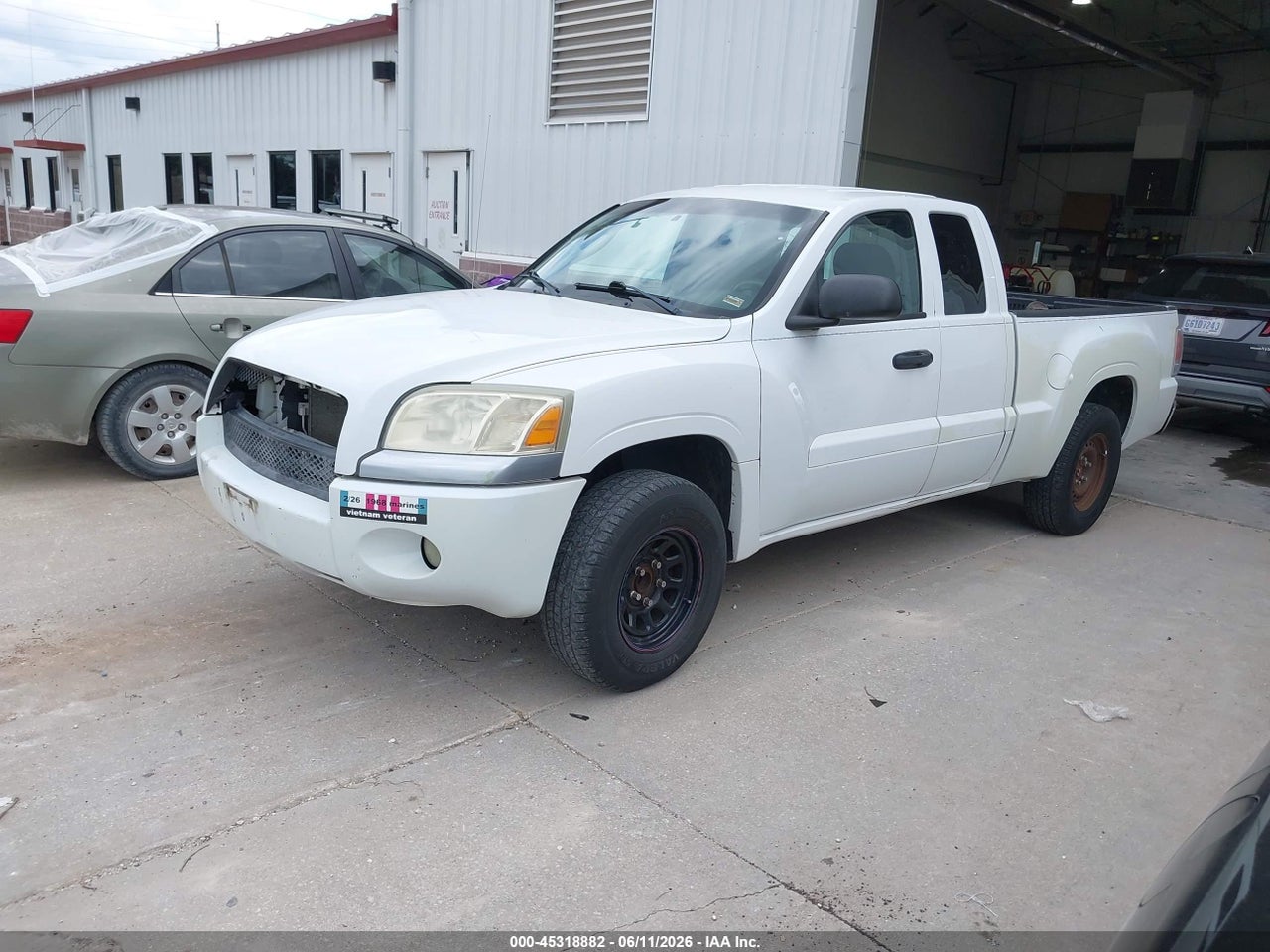 2007 MITSUBISHI RAIDER LS · 2/11