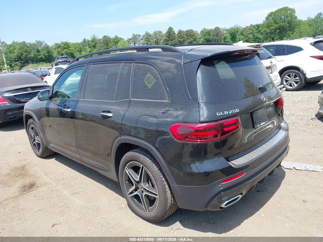 2025 MERCEDES-BENZ GLB 250 4MATIC · 3/11