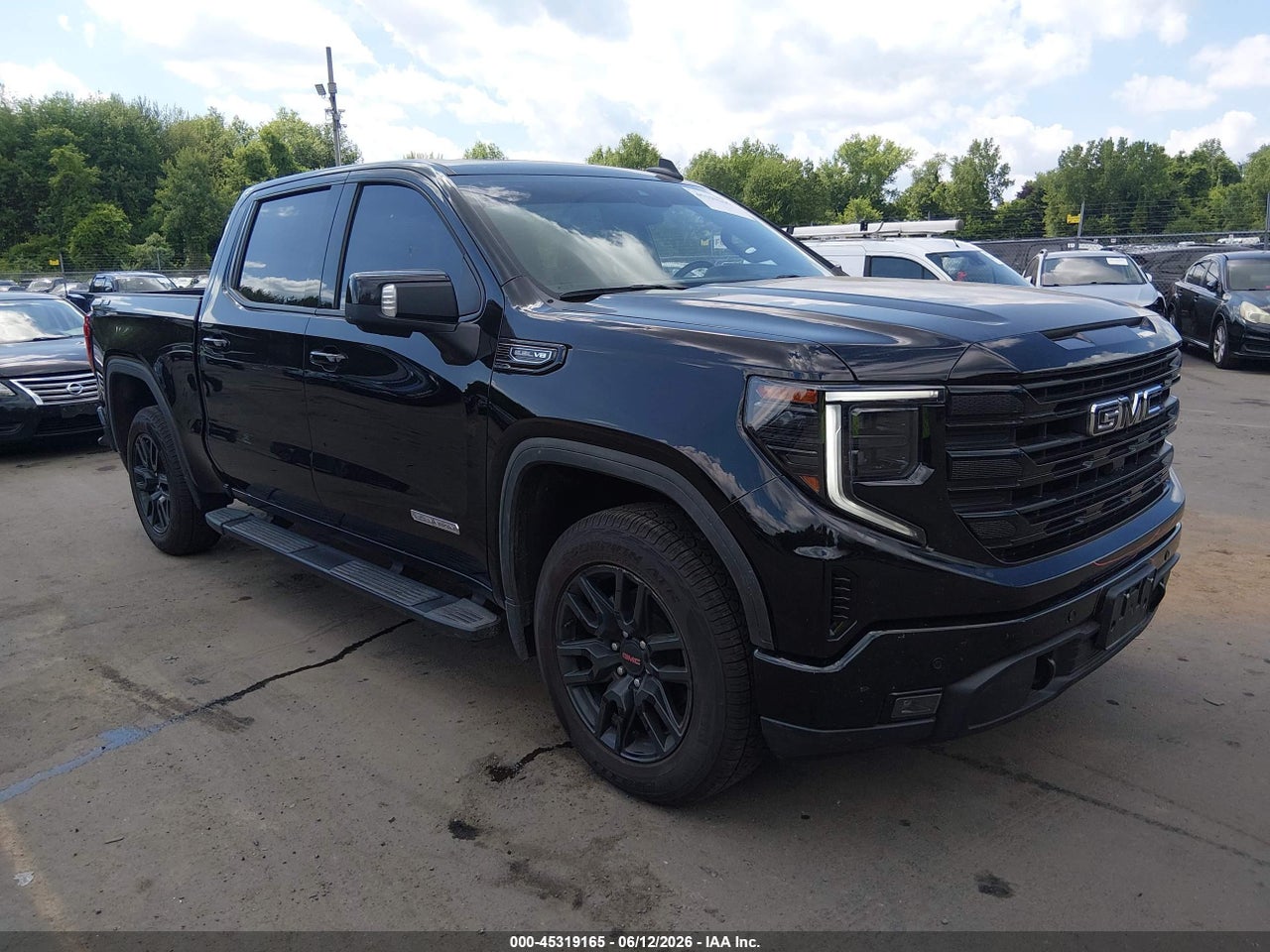 3GTUUCED1RG****** · 2024 GMC SIERRA 1500 4WD  SHORT BOX ELEVATION WITH 3SB