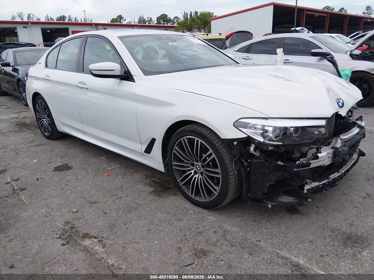 WBAJA9C59JB****** · 2018 BMW 530E IPERFORMANCE