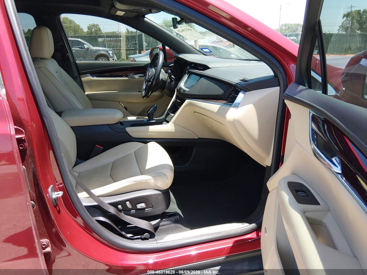 2019 CADILLAC XT5 LUXURY · 5/11