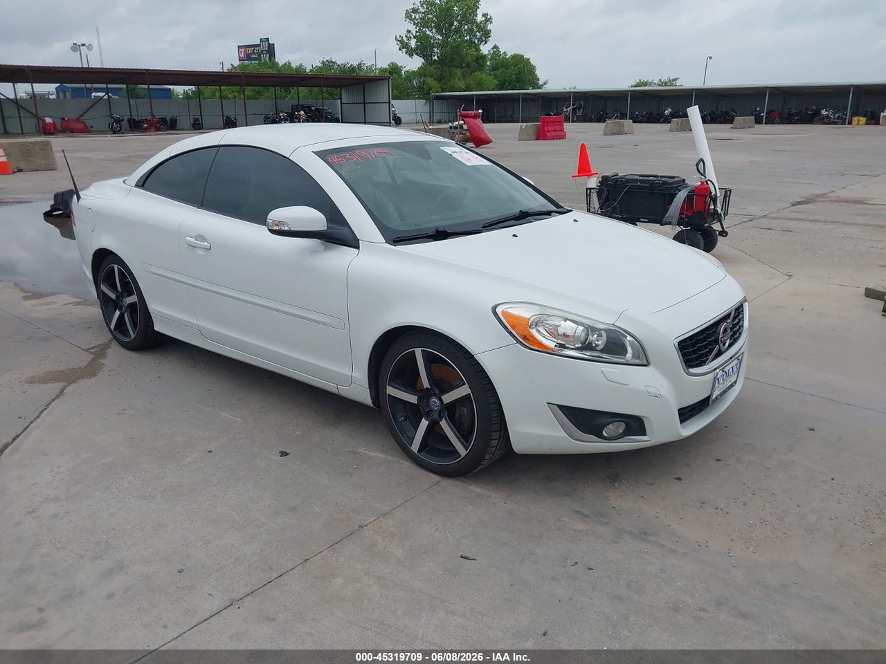 YV1672MC8CJ****** · 2012 VOLVO C70 T5/T5 PLATINUM/T5 PREMIER PLUS