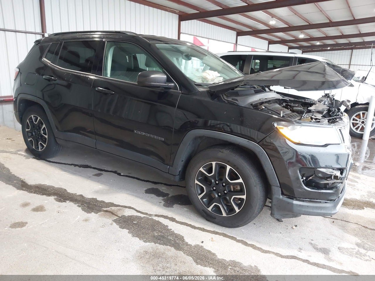 3C4NJCAB9JT****** · 2018 JEEP COMPASS SPORT FWD