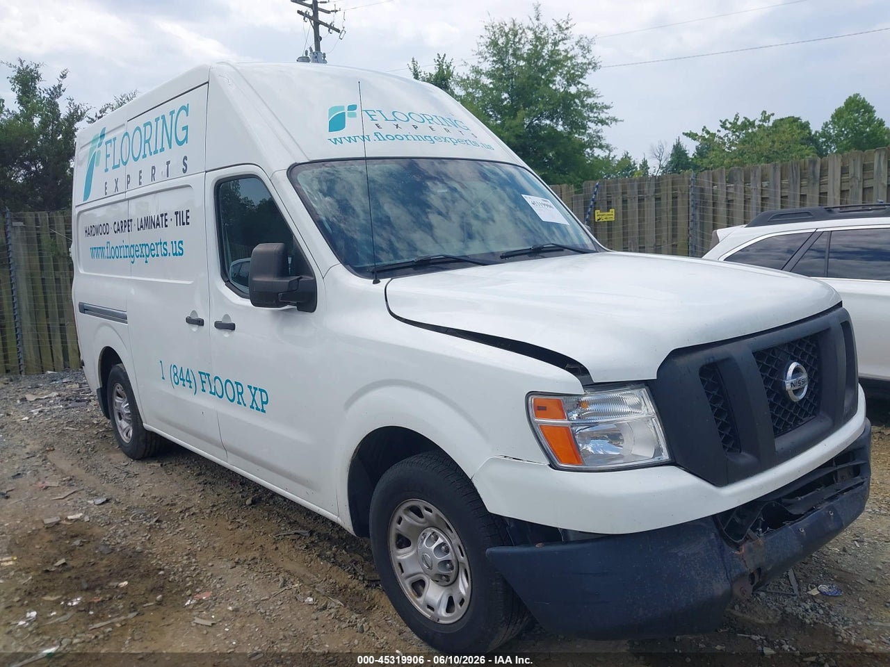 1N6BF0LYXGN****** · 2016 NISSAN NV CARGO NV2500 HD SV V6