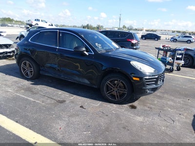 2016 PORSCHE MACAN S
