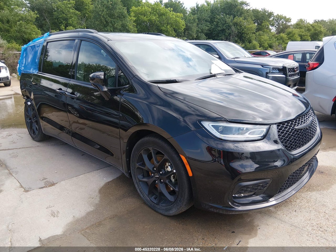 2C4RC1GG2SR****** · 2025 CHRYSLER PACIFICA LIMITED