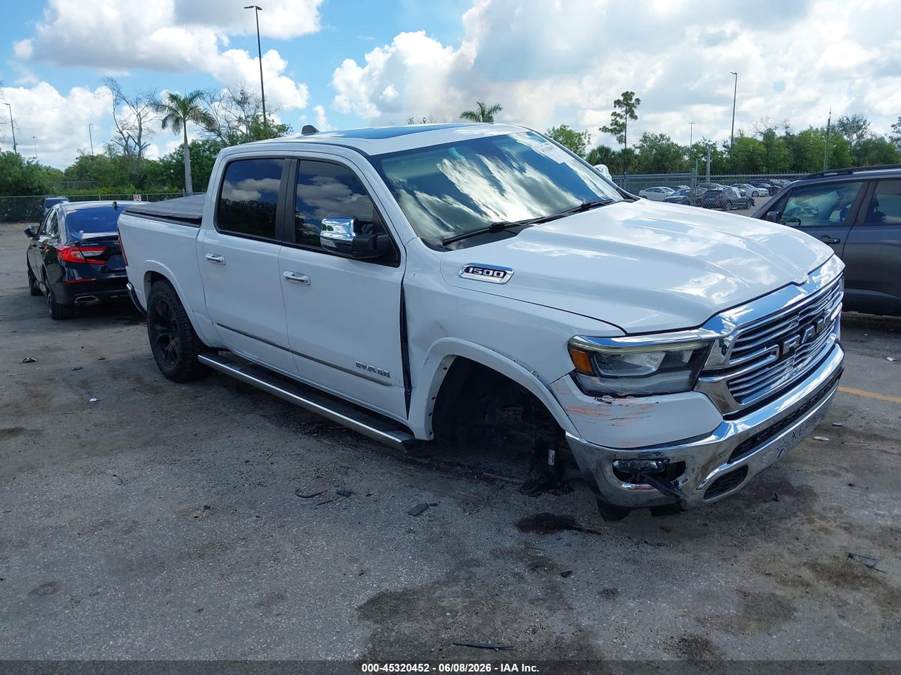 1C6RRFJG0LN****** · 2020 RAM 1500 LARAMIE  4X4 5'7 BOX