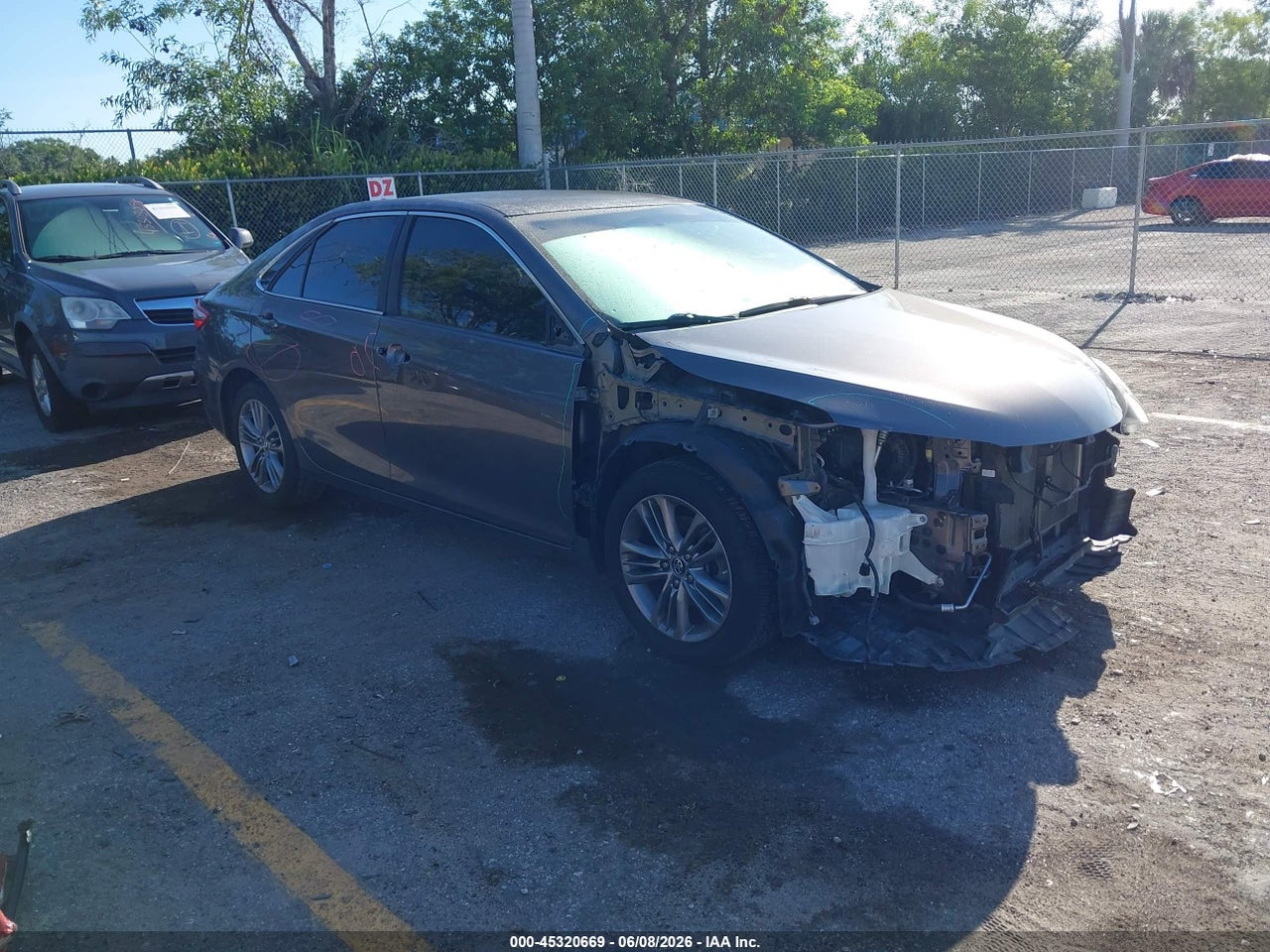 4T1BF1FK7FU****** · 2015 TOYOTA CAMRY SE