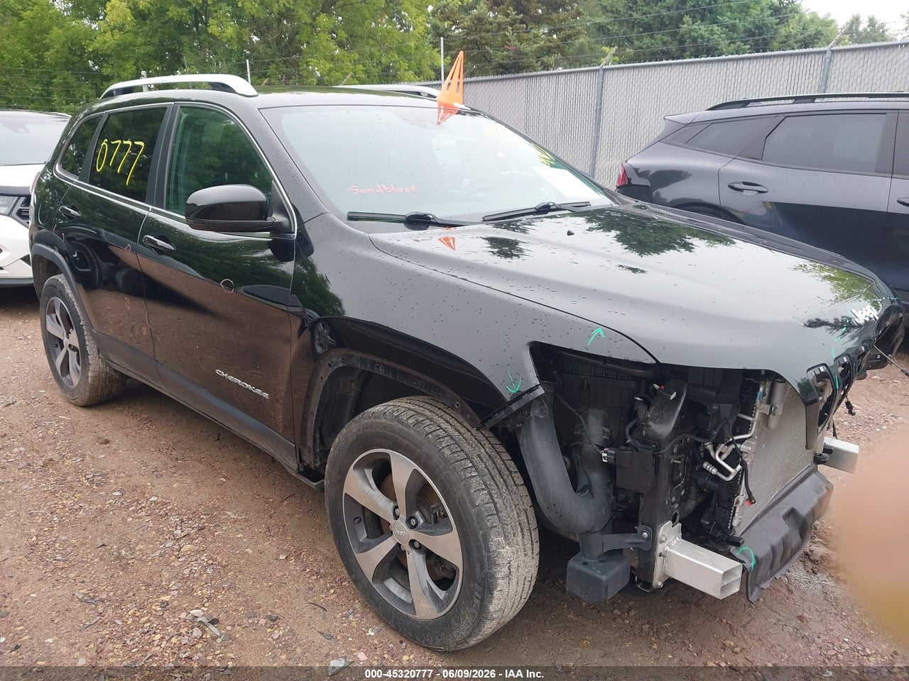 1C4PJMDX7KD****** · 2019 JEEP CHEROKEE LIMITED 4X4