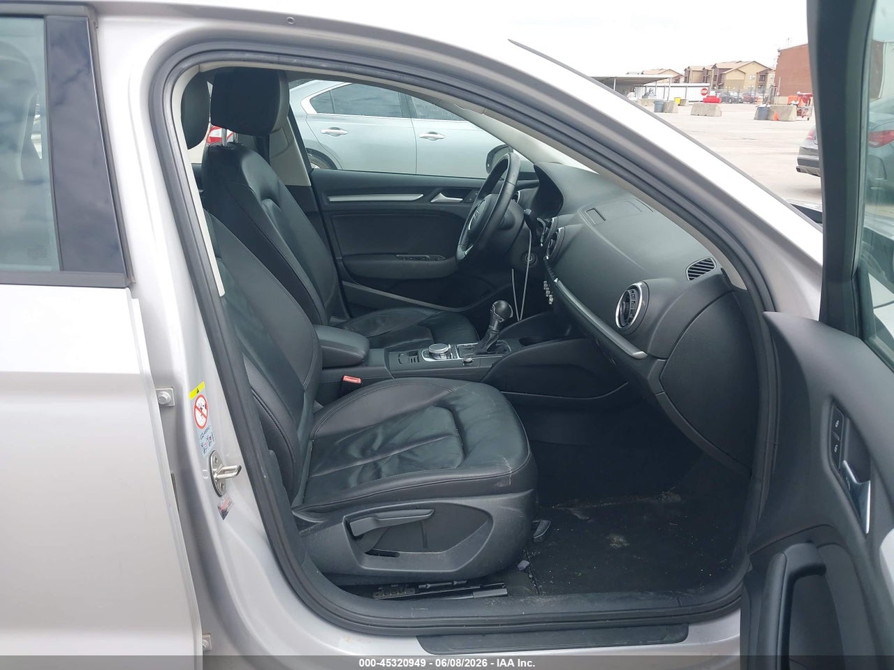 2015 AUDI A3 1.8T PREMIUM · 5/11