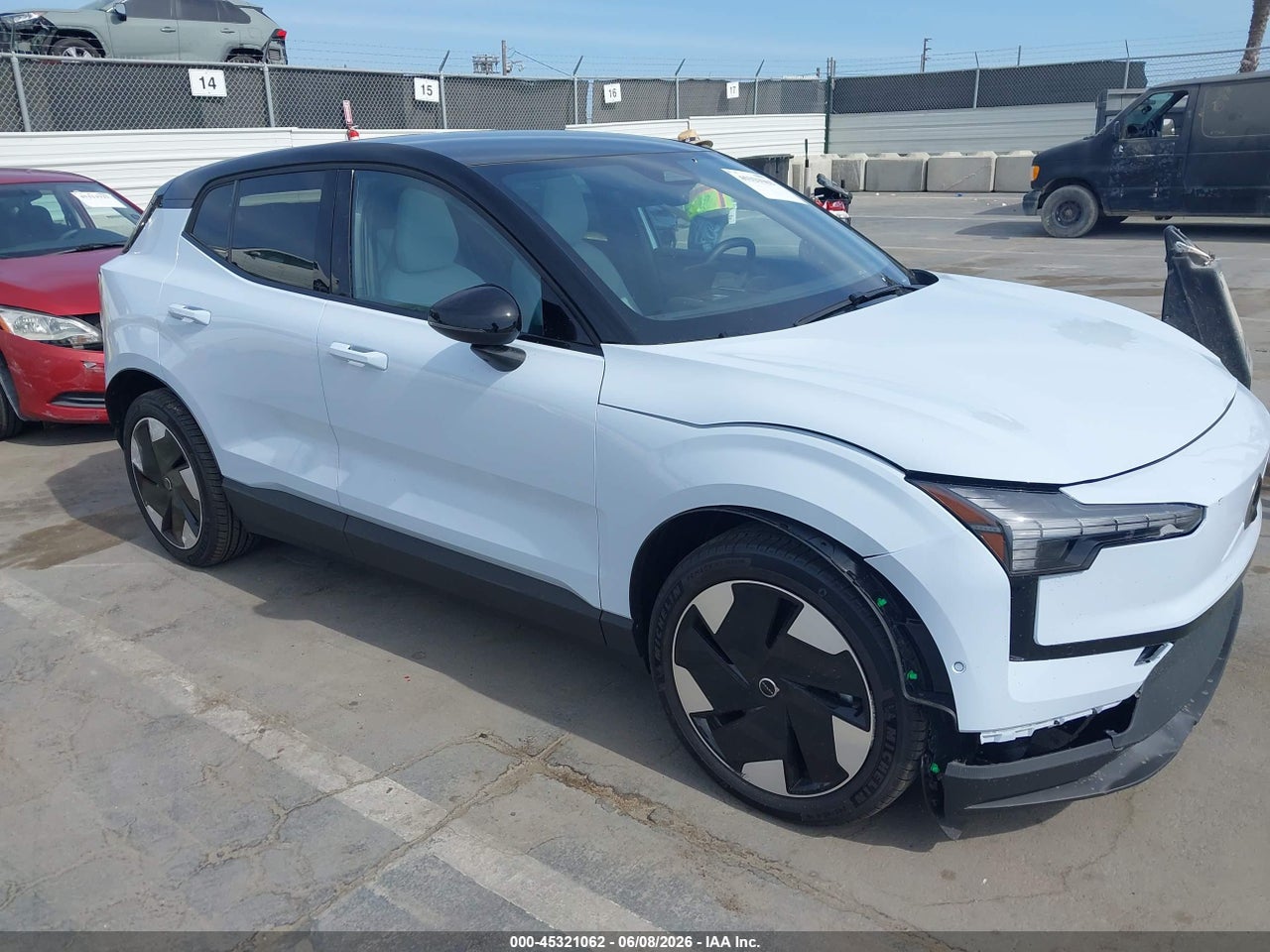 YV4EK3ZL8T2****** · 2026 VOLVO EX30 ULTRA TWIN MOTOR PERFORMANCE, FULLY ELECTRIC