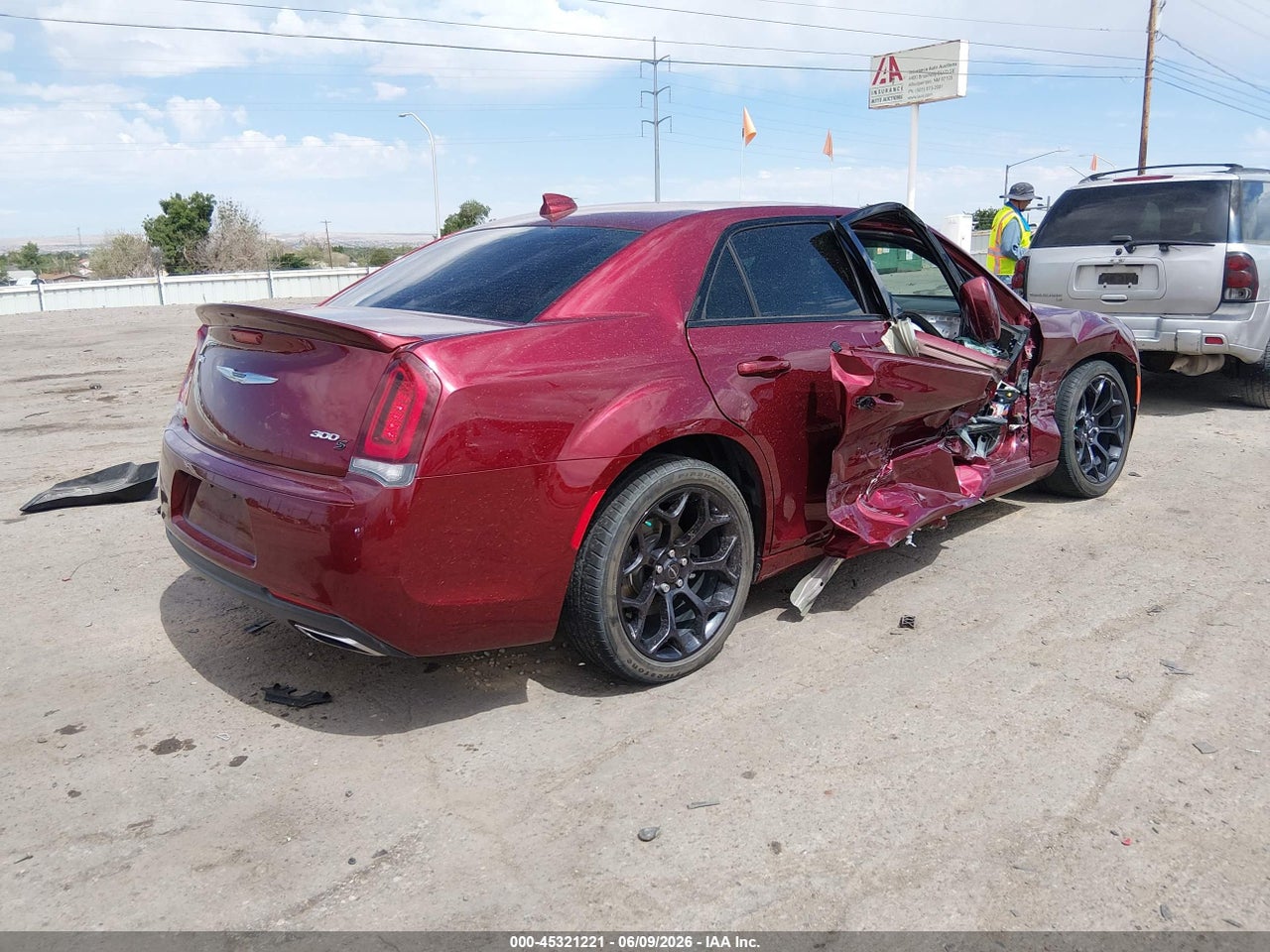 2019 CHRYSLER 300 300S · 4/11