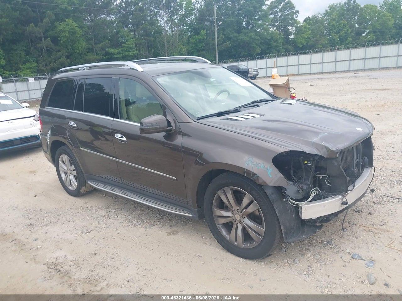 4JGBF7BE8CA****** · 2012 MERCEDES-BENZ GL 450 4MATIC