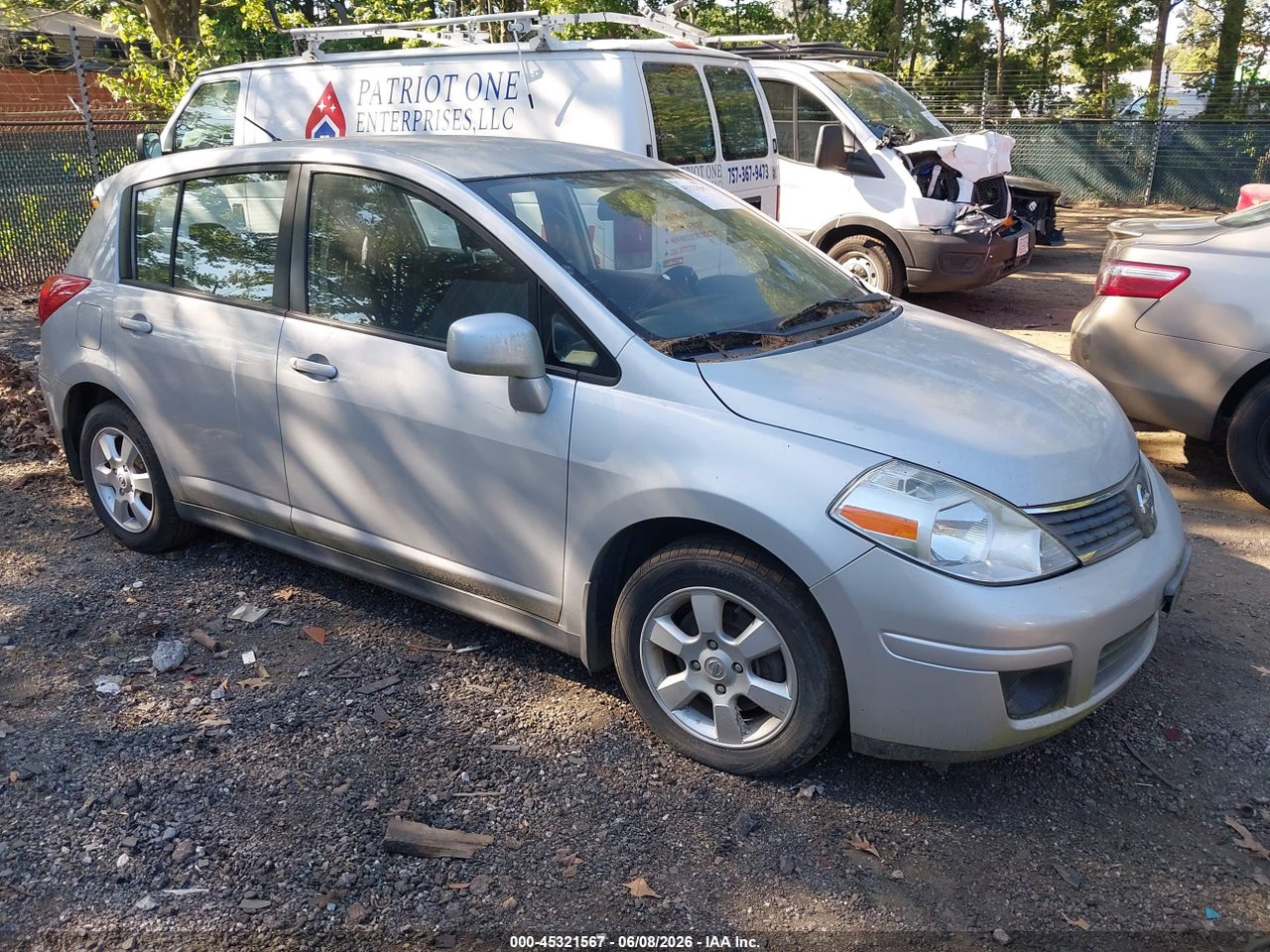 3N1BC13E28L****** · 2008 NISSAN VERSA 1.8SL