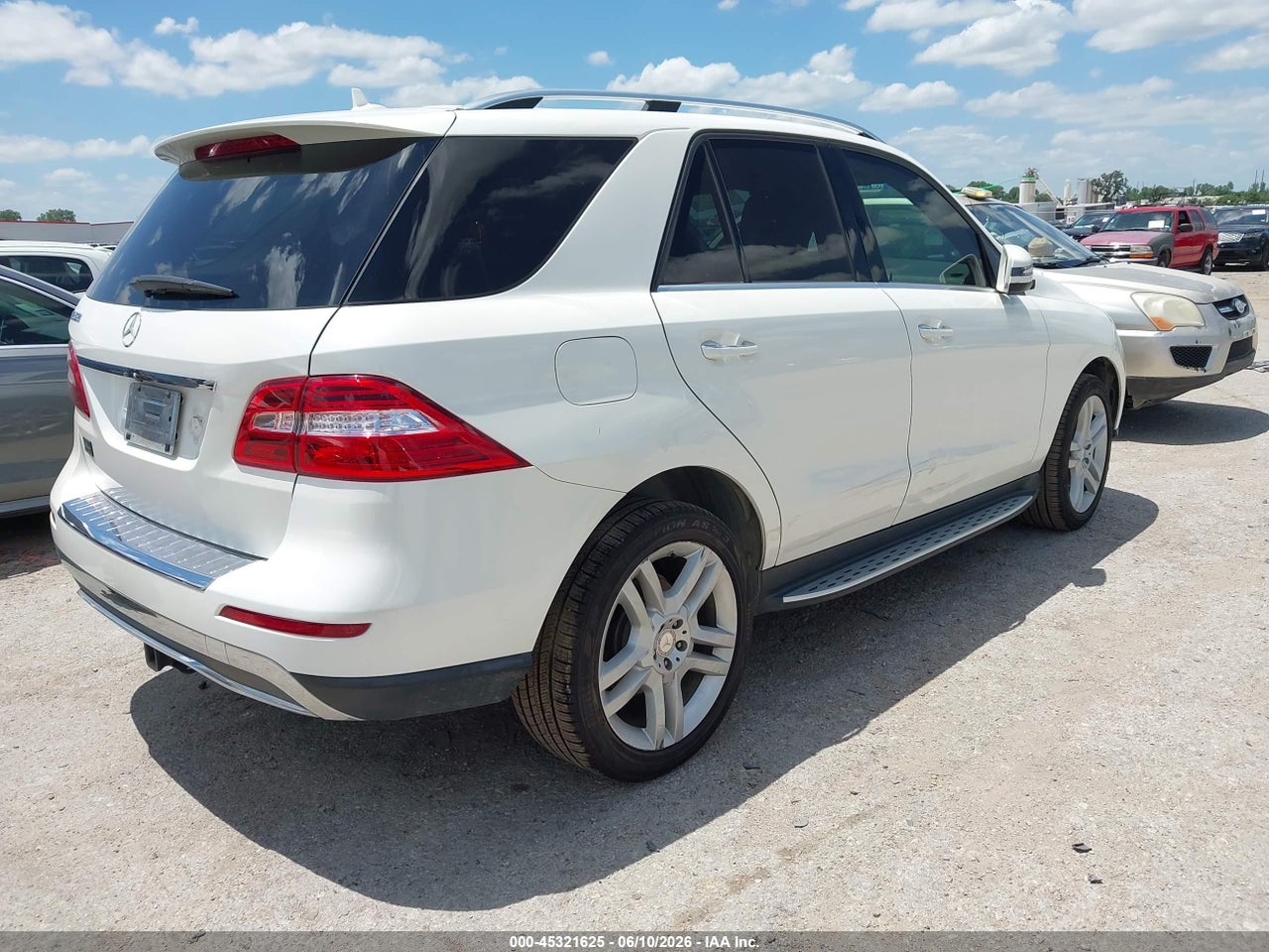 2014 MERCEDES-BENZ ML 350   · 4/11