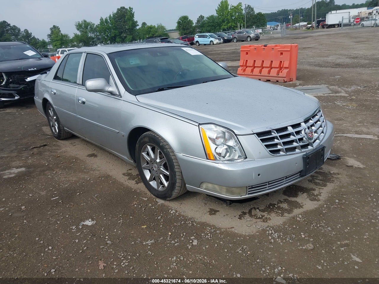 1G6KH5EY7AU****** · 2010 CADILLAC DTS PREMIUM COLLECTION