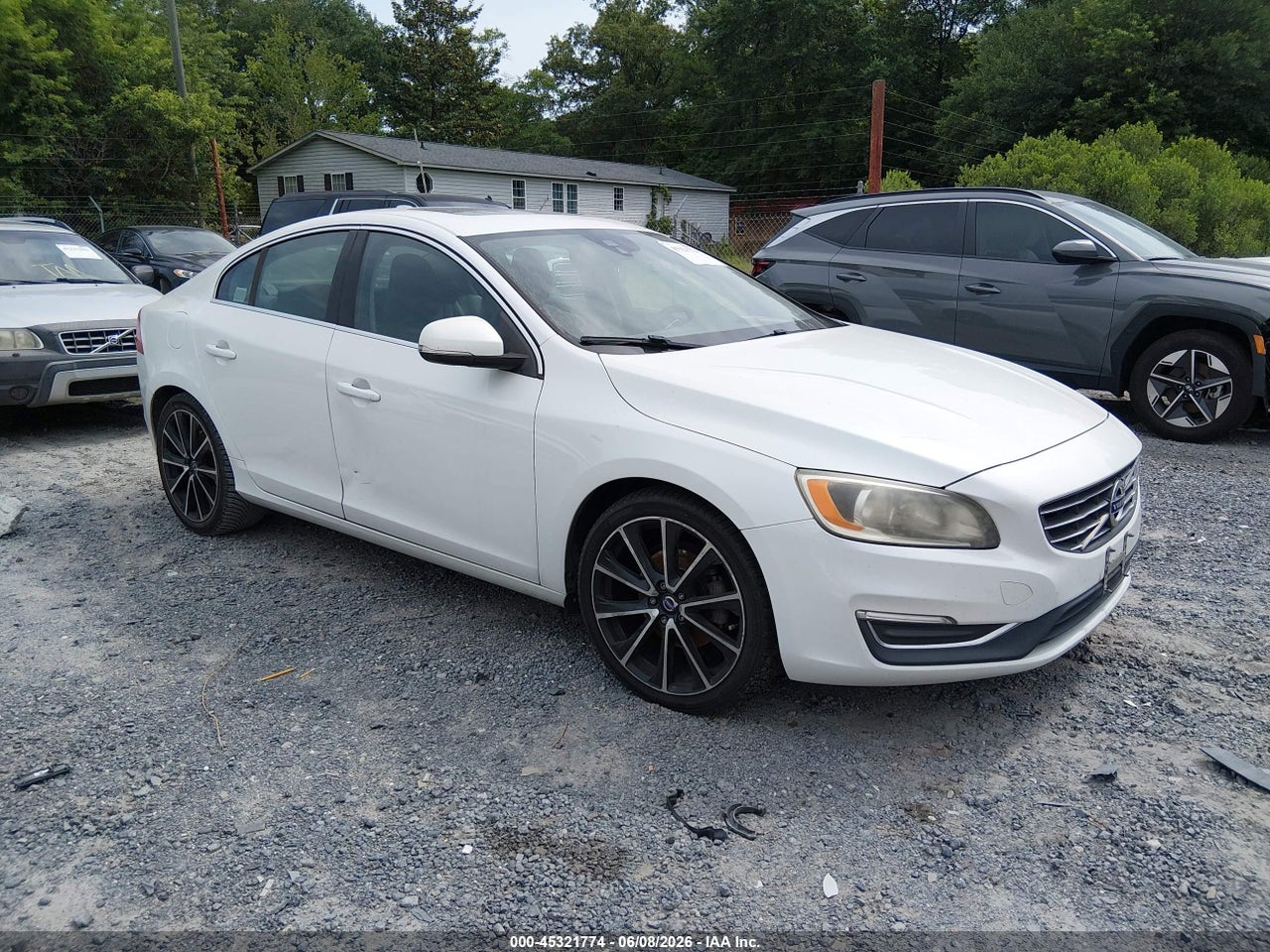 YV126MFK6G2****** · 2016 VOLVO S60 T5 DRIVE-E PREMIER