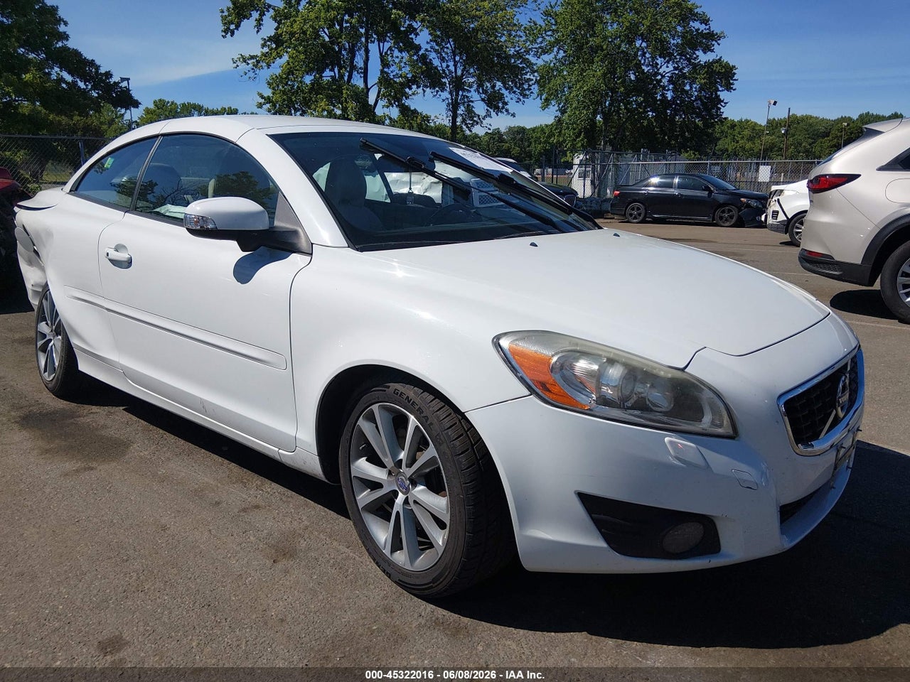 YV1672MCXBJ****** · 2011 VOLVO C70 T5