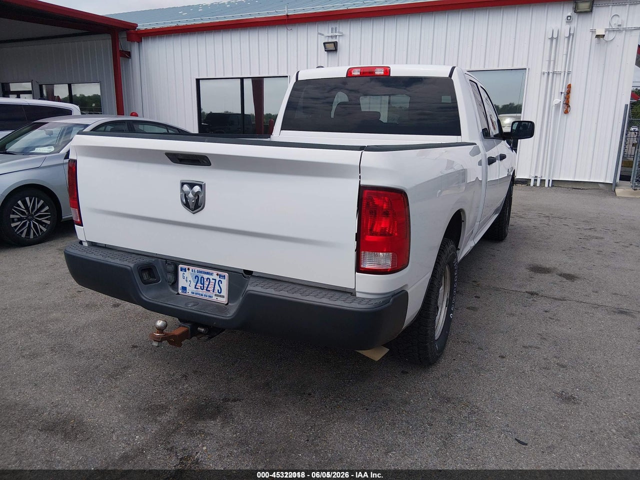 2017 RAM 1500 TRADESMAN  4X2 6'4 BOX · 4/11