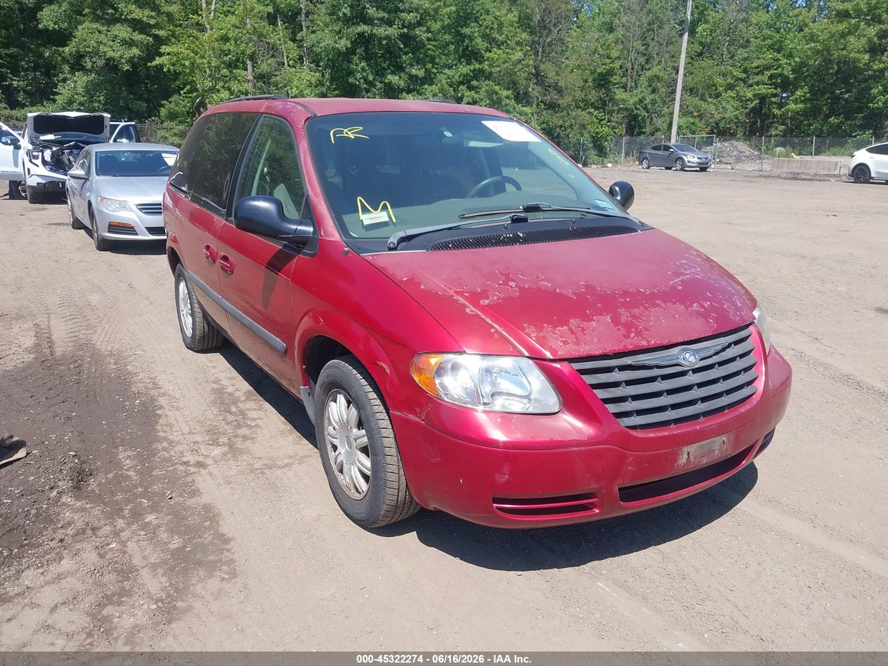 1A4GP45R26B****** · 2006 CHRYSLER TOWN &amp; COUNTRY