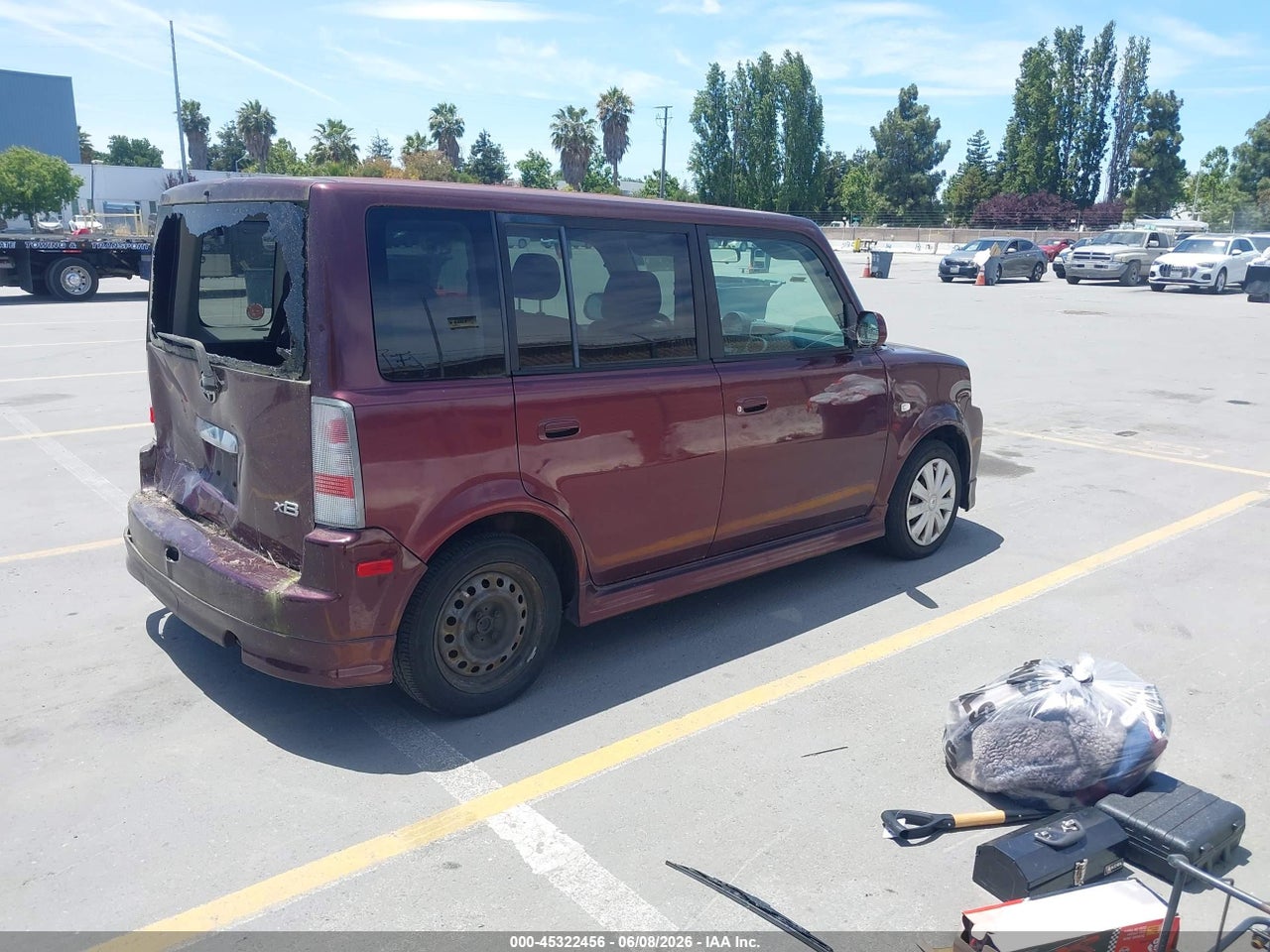 2005 SCION XB · 4/11