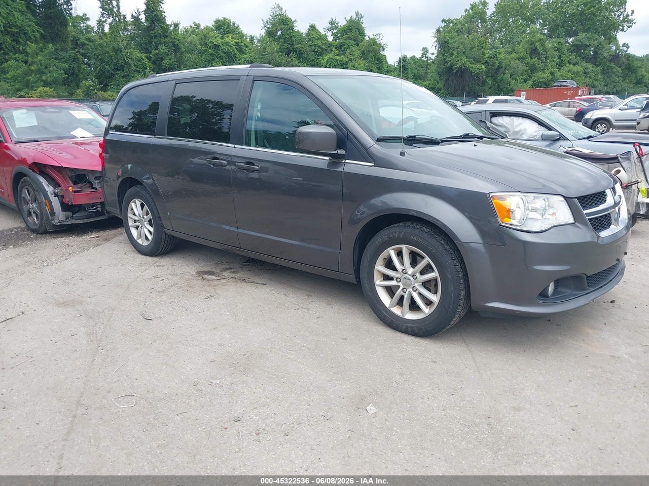 2C4RDGCG3JR****** · 2018 DODGE GRAND CARAVAN SXT
