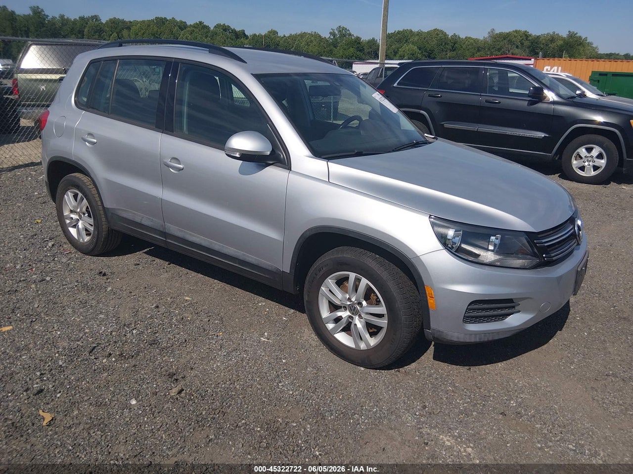 WVGAV7AX9GW****** · 2016 VOLKSWAGEN TIGUAN S