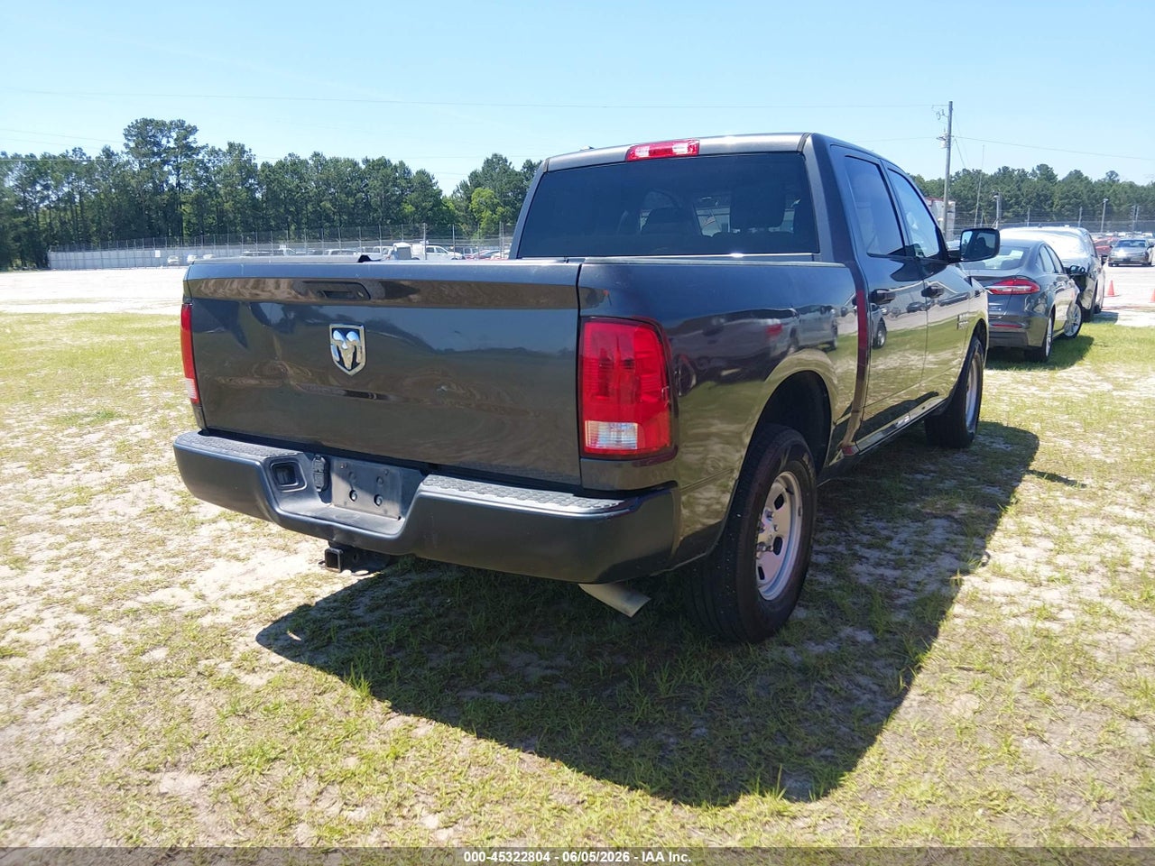 2018 RAM 1500 TRADESMAN  4X2 5'7 BOX · 4/11