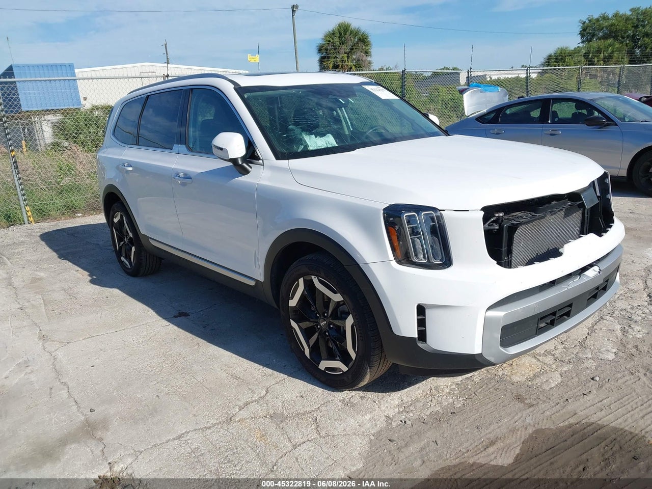 5XYP64GC7SG****** · 2025 KIA TELLURIDE S