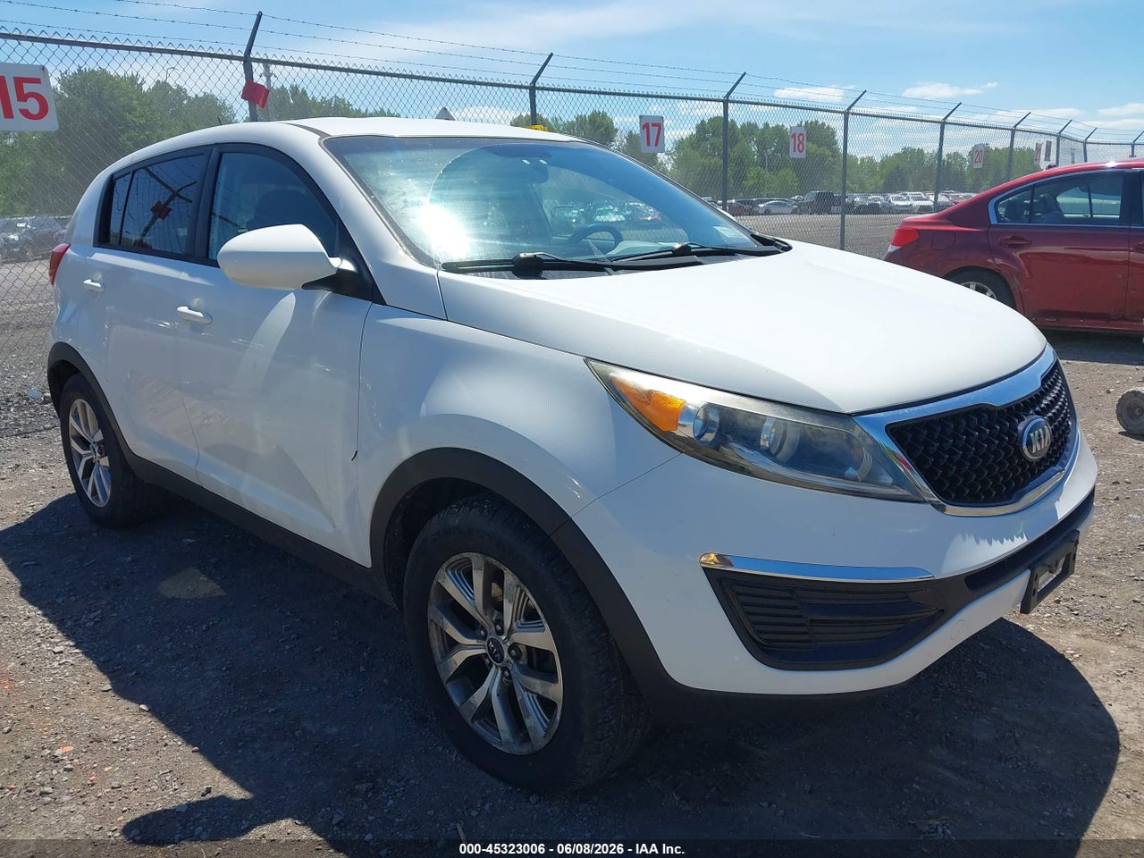 KNDPB3AC9G7****** · 2016 KIA SPORTAGE LX