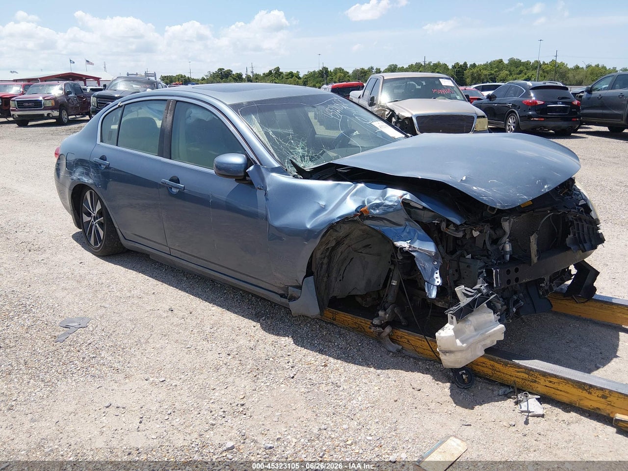JNKBV61E57M****** · 2007 INFINITI G35 JOURNEY