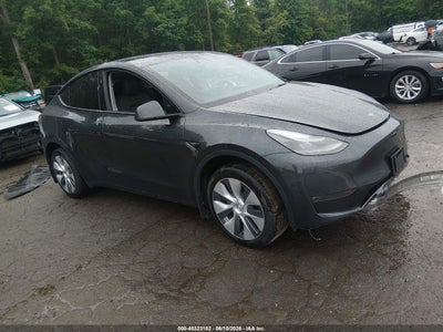 7SAYGDEEXRA****** · 2024 TESLA MODEL Y LONG RANGE DUAL MOTOR ALL-WHEEL DRIVE