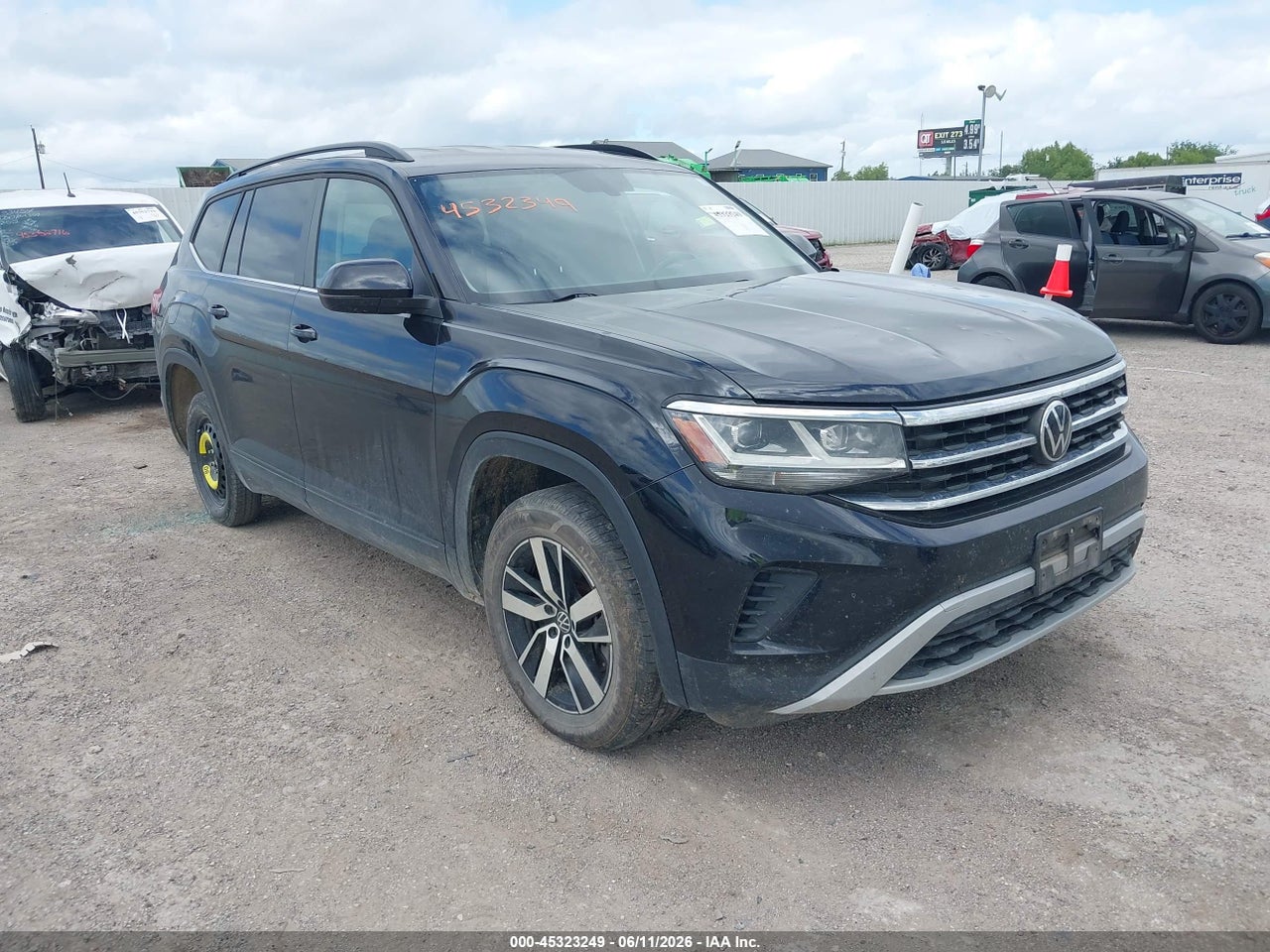 1V2DP2CA5MC****** · 2021 VOLKSWAGEN ATLAS 2.0T SE