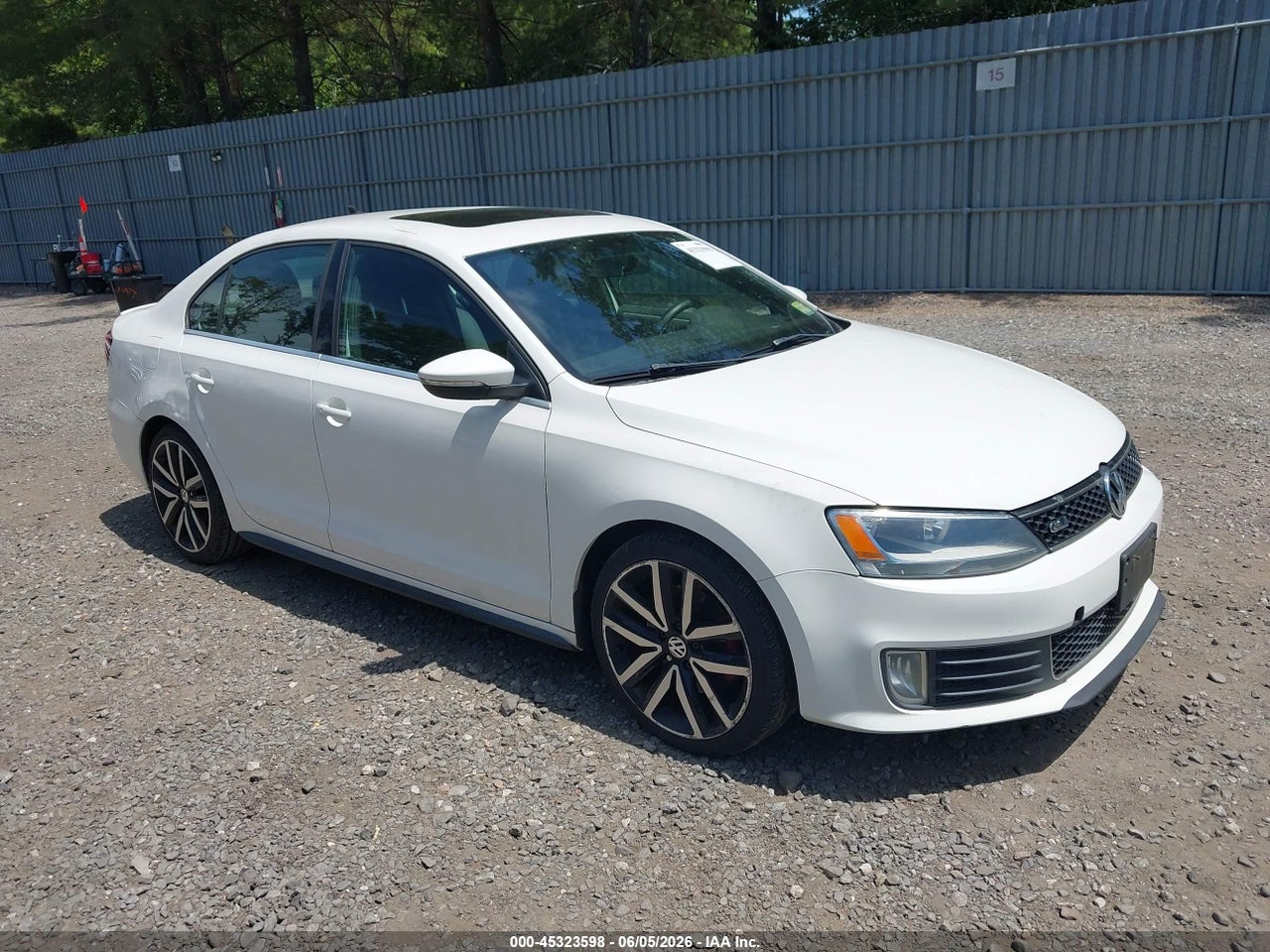 3VW5A7AJ5CM****** · 2012 VOLKSWAGEN JETTA GLI AUTOBAHN W/NAV