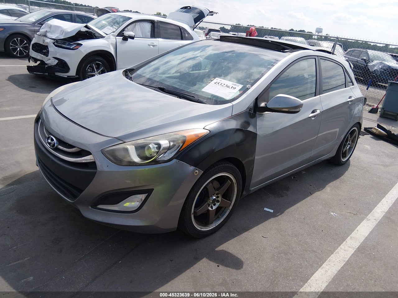 2013 HYUNDAI ELANTRA GT · 2/11